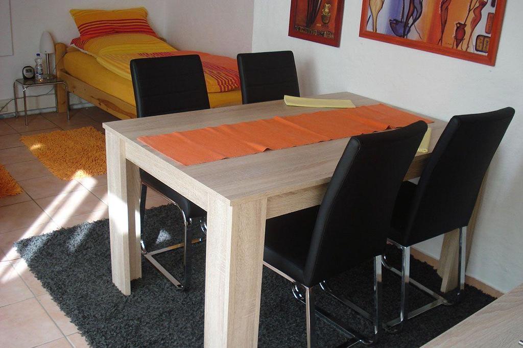 2-Zimmer-Appartement-Seerose Pliezhausen المظهر الخارجي الصورة